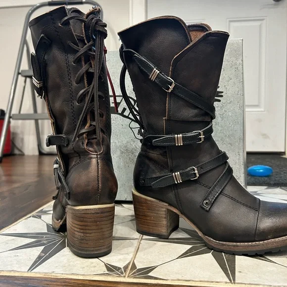 Freebird Cora boot size 8 - Picture 4 of 7